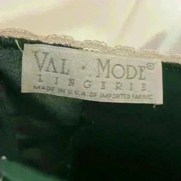 VINTAGE 80’S VAL MODE EMERALD GREEN CHEMISE SLEEPWEAR SIZE M - Picture 3 of 9